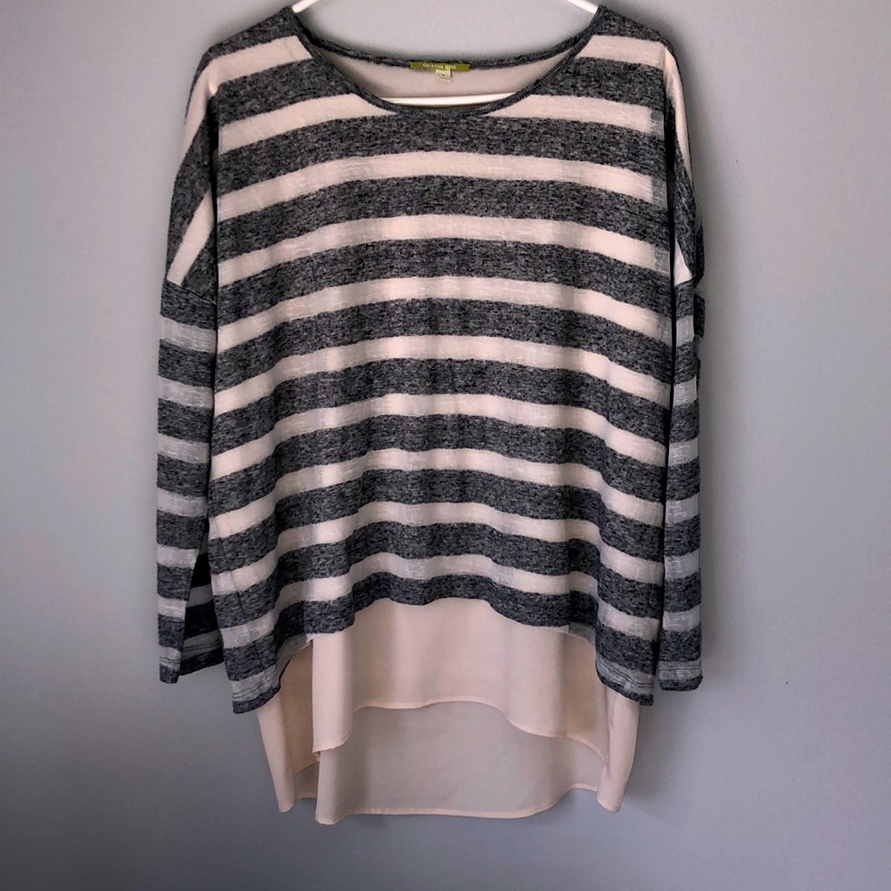 Gianni Bini Long sleeve blouse size S